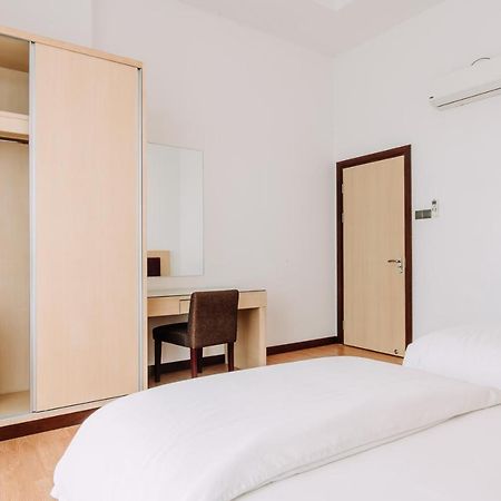 Haus 1 @ Imperial Suites Kuching Buitenkant foto